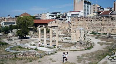 Аристотелия Пелони - Греция отменит семидневный карантин для туристов из некоторых стран - belta.by - Минск - Греция