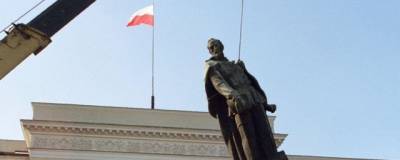 С 1997 года в Польше демонтировали свыше 420 советских памятников - runews24.ru - Россия - Польша - Варшава