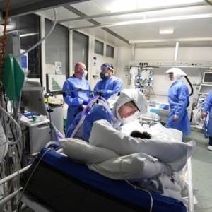 Число жертв коронавируса во Франции превысило 100 тыс. человек - reporter-ua.com - Франция - Англия - Италия