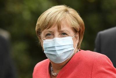 Ангела Меркель - Штеффен Зайберт - Меркель сделала прививку от COVID-19 препаратом AstraZeneca - vchaspik.ua - Украина