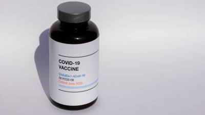 Moderna заявила о проблемах с поставками обещанных доз COVID-вакцин - 24tv.ua - Англия - Канада