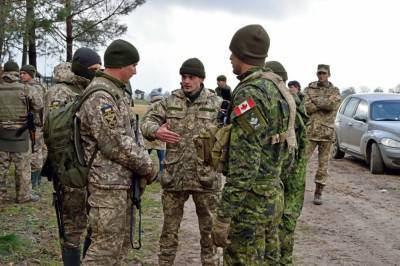 Канада приостановила работу военной миссии в Украине из-за вспышки COVID-19 - 24tv.ua - Россия - Канада