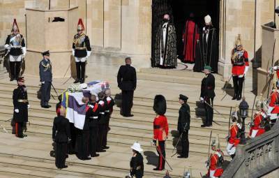 королева Елизавета II (Ii) - принц Филипп - Георгий СВЯТОЙ (Святой) - Состоялись похороны мужа королевы Елизаветы II (фото, видео) - sharij.net - Лондон