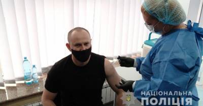 В Украине начали вакцинацию правоохранителей от COVID-19 - prm.ua - Украина - Борисполь