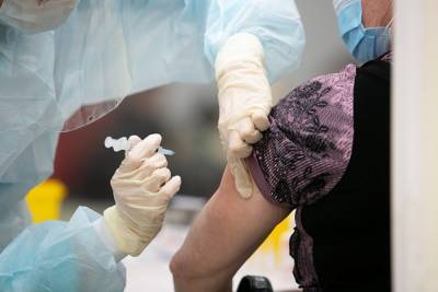 Мелита Вуйнович - ВОЗ: прививки от коронавируса в мире получили 780 млн человек - znak.com - Россия
