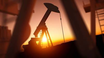 Bloomberg: накопленные за пандемию запасы нефти исчерпаны - gazeta.ru