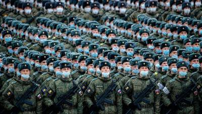 620 тысяч российских военных привились от коронавируса - vesti.ru - Россия