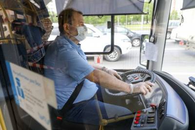 Пассажиры автобусов «Мострансавто» купили свыше 81 тысячи защитных масок - vm.ru - Московская обл.