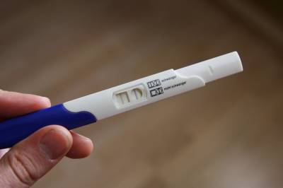 Рафаэль Камара - Из-за нового штамма COVID-19 в Бразилии женщин просят не планировать беременность - 24tv.ua - Англия - Бразилия