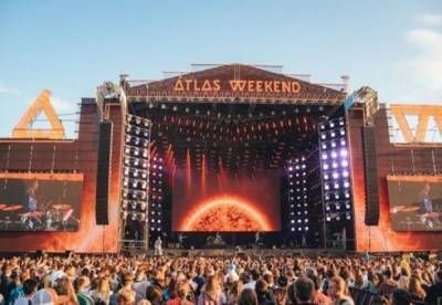 Музыкальный фестиваль Atlas Weekend перенесли на 2022 год - facenews.ua - Россия - Украина