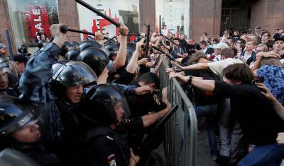 Алексей Навальный - Главными страхами россиян стали действия полиции и судов на фоне протестов - newizv.ru
