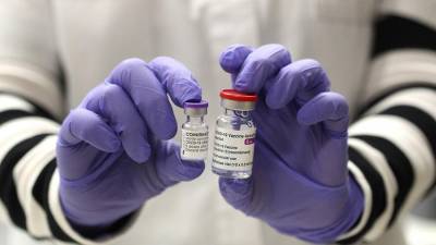 В Австрии 74 человека умерли после прививки от COVID-19 - iz.ru - Австрия - Израиль