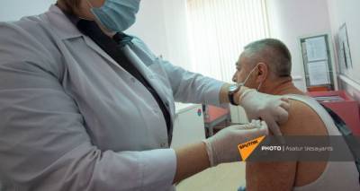 Люди хотят "Спутник V"։ какая атмосфера царит в поликлиниках Армении в дни вакцинации - ru.armeniasputnik.am - Армения - Ереван