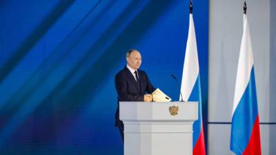 Владимир Путин - Надо обеспечить устойчивость системы особенно в предвыборный период, заявил президент - vesti.ru - Россия