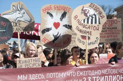 Смольный не даст провести первомайское шествие из-за пандемии - neva.today - Санкт-Петербург