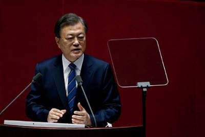 Мун Чжэин - Президент Южной Кореи захотел использовать в стране «Спутник V» - lenta.ru - Южная Корея
