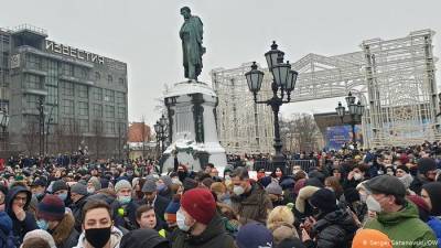Алексей Навальный - В незаконной акции в Москве за Навального приняли участие шесть тысяч человек - runews24.ru - Москва
