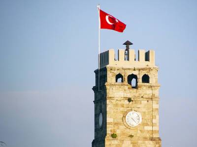 Турция вводит локдаун из-за резкого роста числа зараженных коронавирусом - rosbalt.ru - Турция