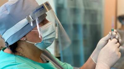 Спасателей начали вакцинировать против коронавируса - prm.ua - Украина