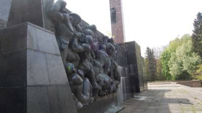 Во Львове сносят монумент Славы советским войнам - anna-news.info - Ссср - Львов