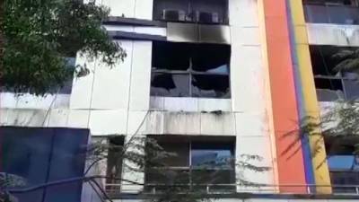 Тринадцать человек погибли при пожаре в госпитале для больных COVID в Индии - iz.ru - Израиль - Мумбаи - Mumbai