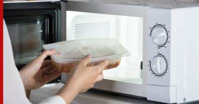 Об опасностях разогретой в микроволновке пищи рассказали эксперты - profile.ru