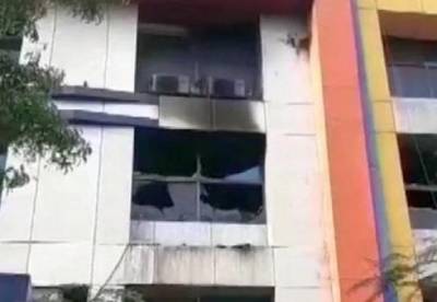 В больнице Индии при пожаре погибли 13 человек - facenews.ua - Украина