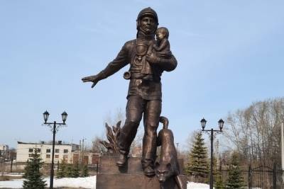 Открытие памятника пожарным в Йошкар-Оле назначено на 29 апреля - mk.ru - Россия