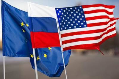 «Швыряние дипломатами», похоже, станет символом этого года - argumenti.ru - Россия - Латвия - Чехия - Таллин