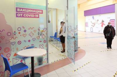 В России почти 9 тысяч новых заболевших коронавирусом - infox.ru - Россия