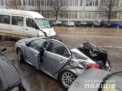 Водитель Mitsubishi, который устроил ДТП возле ЗАЗа, умер в больнице - inform.zp.ua - Украина - Запорожье