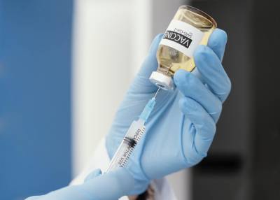 Индия - Число введенных доз вакцины против COVID-19 в мире превысило 1 млрд - news.vse42.ru - Сша - Китай - Израиль