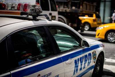 Из полиции Нью-Йорка начали массово увольняться сотрудники - mk.ru - New York - Нью-Йорк - Нью-Йорк