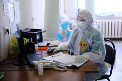 В России выявили 8 803 новых случая коронавируса - mk.ru - Россия