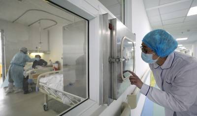 Михаил Мурашко - В больницах лежат около 110 тысяч ковид-инфицированных россиян - newizv.ru - Россия