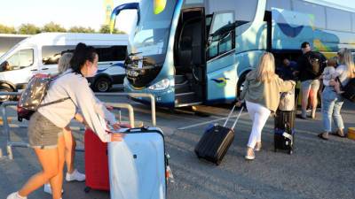 Саввас Пердиос - Кипр с 10 мая разрешает въезд вакцинированным туристам - vesti.ru - Кипр
