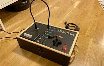 Испанский инженер сделал для 96-летней бабушки ретро-устройство, чтобы ей было легче общаться в Telegram - charter97.org