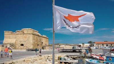 Вакцинированные российские туристы смогут посещать Кипр без теста на коронавирус с 10 мая - runews24.ru - Россия - Кипр