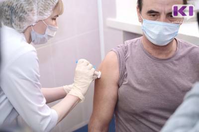 Владимир Уйба - До начала осени в Коми необходимо окончательно вакцинировать от COVID-19 более 360 тыс.человек - komiinform.ru - республика Коми