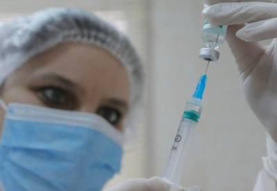 В Украине началась COVID-вакцинация людей старше 65 лет - facenews.ua - Украина