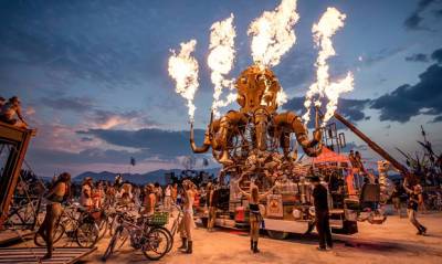 В США второй раз подряд отменили фестиваль Burning Man из-за коронавируса - og.ru - штат Невада