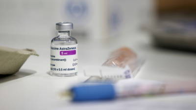 Южная Корея начала вакцинировать AstraZeneca военных старше 30 лет - russian.rt.com - Южная Корея