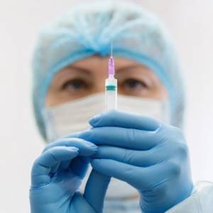 В Канаде зафиксирован первый смертельный случай после прививки AstraZeneca - reporter-ua.com - Канада