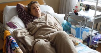В Киеве женщину парализовало после прививки вакциной CoviShield (ВИДЕО) - dsnews.ua - Киев