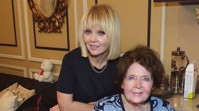 Иосиф Пригожин - Подарок ко дню рождения: 83-летняя мама Валерии впервые увидела правнучку - 5-tv.ru