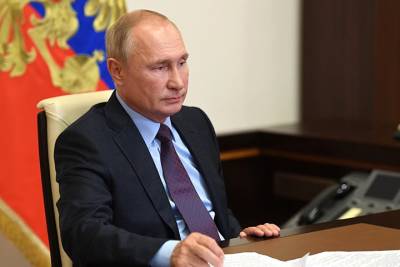 Владимир Путин - Путин назвал систему здравоохранения России гибкой и устойчивой - vm.ru - Россия