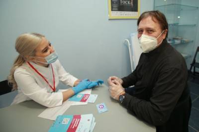 Поставить прививку от COVID-19 можно прямо на рабочем месте - vm.ru - Москва - поселение Сосенское