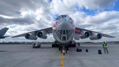 Второй самолёт МЧС России с медоборудованием для Индии сел в Нью-Дели - russian.rt.com - Россия - Нью-Дели