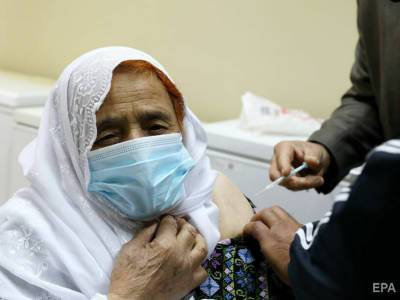 Индия - Китай обогнал США по количеству сделанных прививок от коронавируса – данные Bloomberg - gordonua.com - Сша - Англия - Китай - Бразилия