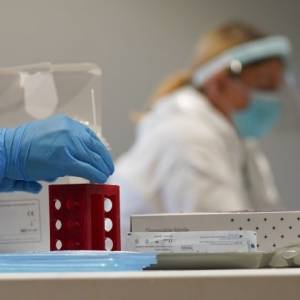 В Австралии зафиксировали еще два смертельных случая после вакцинации от коронавируса - reporter-ua.com - Австралия
